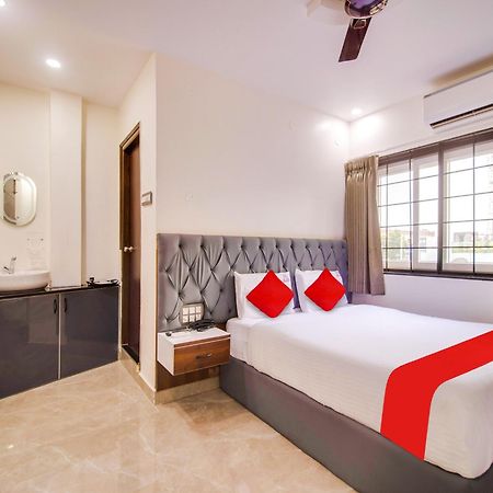 Hotel O Rr Residency Khammam Exterior foto