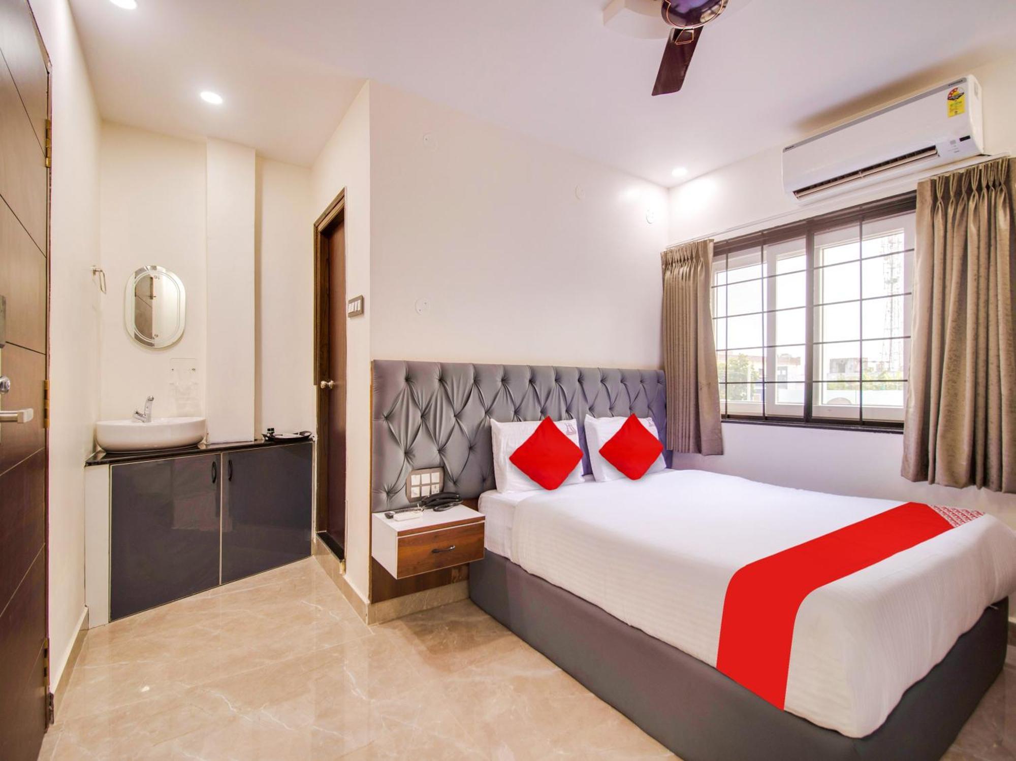 Hotel O Rr Residency Khammam Exterior foto